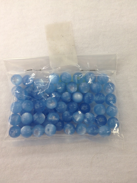 BLUE 7.5MM LUCITE BEADS 632B