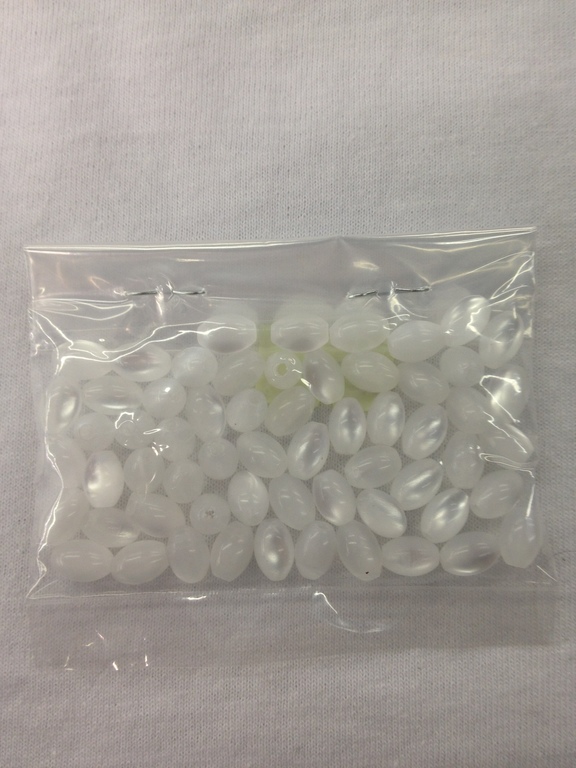 WHITE 6X8MM OVAL LUCITE BEADS 651W